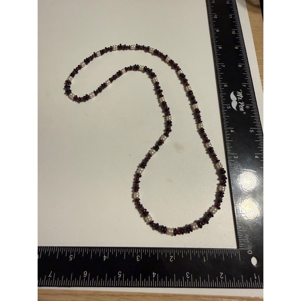 Garnet Chip and Freshwater‎ Pearl Beaded Necklace Silver Tone Spacers 22 Inch